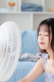 暴躁少女CSGO图片妈妈